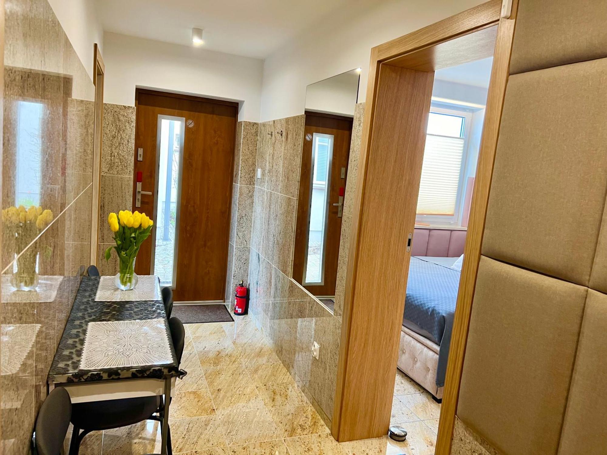 North Nest Luxury Suites Гданськ Екстер'єр фото