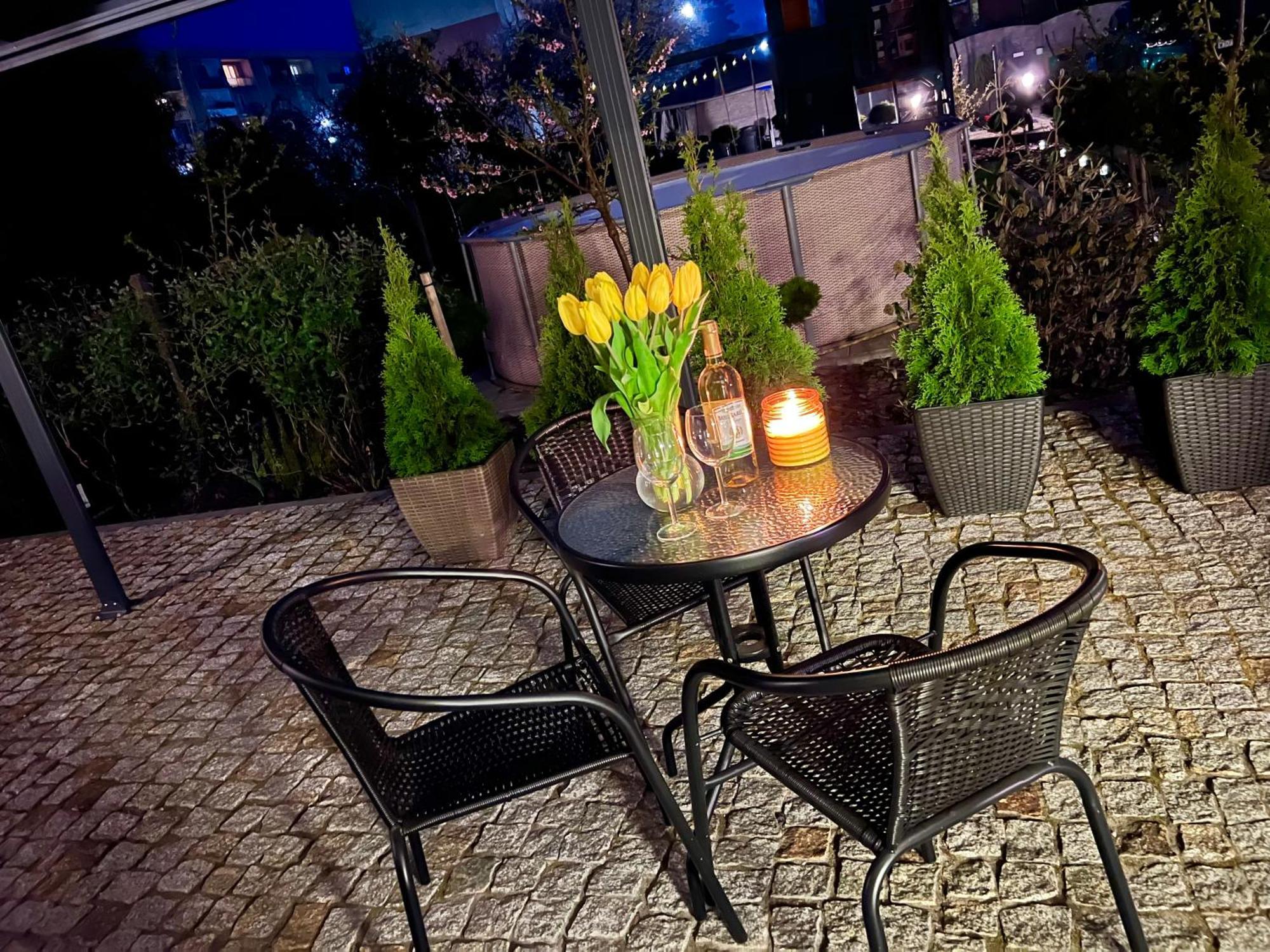 North Nest Luxury Suites Гданськ Екстер'єр фото